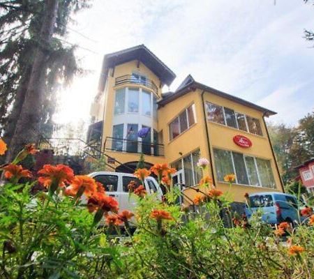 Hotel Alice Băile Olăneşti Exterior foto